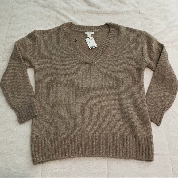 H&M Sweaters - H&M V Neck Oversized Sweater Tan Small NWT